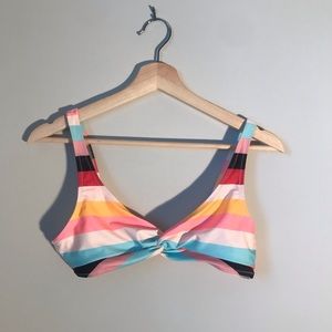Solid & Striped twist front bikini top
